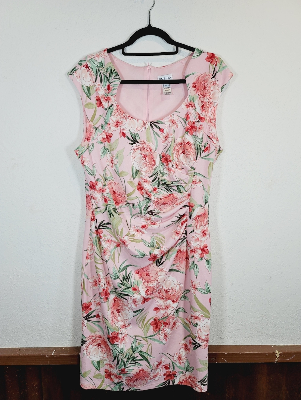 Kate And Lily Pink Floral Sheath Dress, Size 14